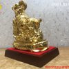 Tượng Dê bằng đồng dát vàng