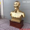 Tượng đồng Bác Hồ dát vàng